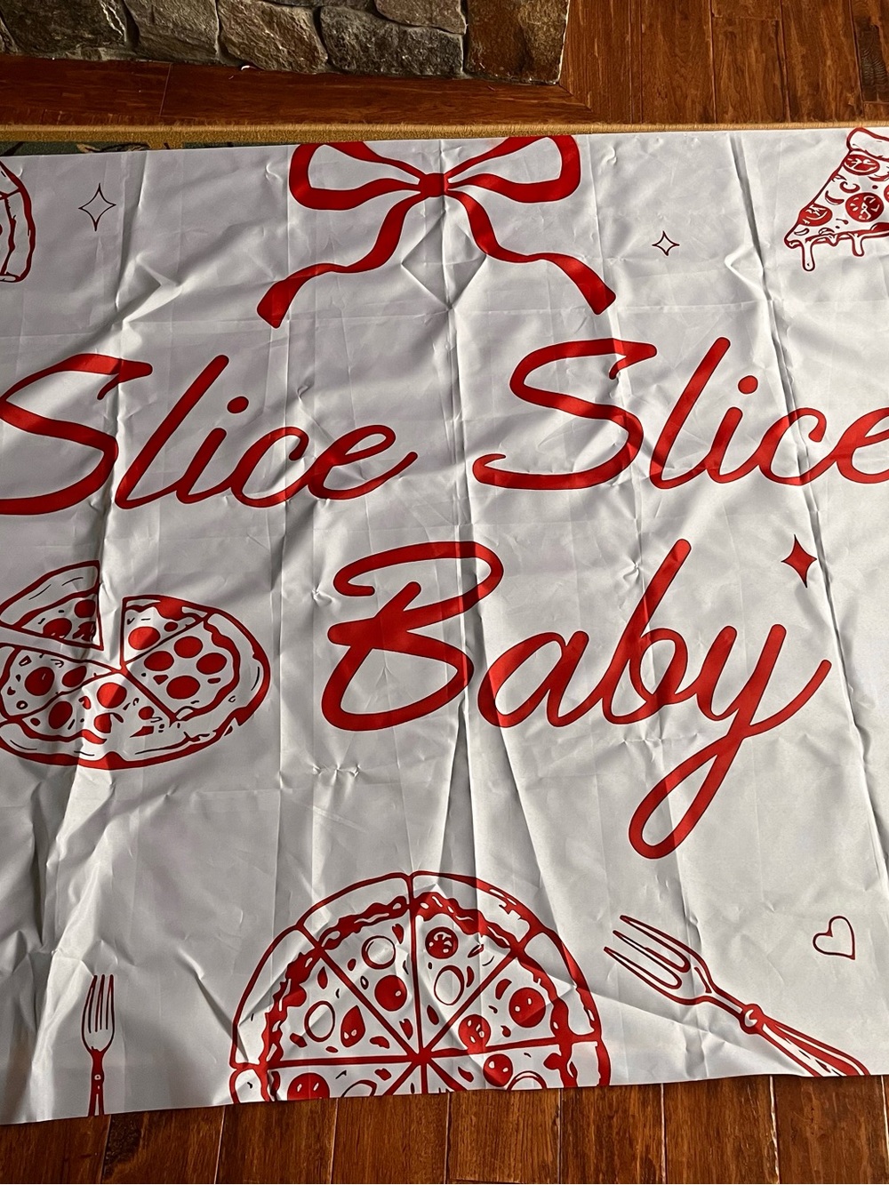 Red Gingham Tablecloth runners, overlays, and napkins - Polyvinyl - Picture 9 of 10